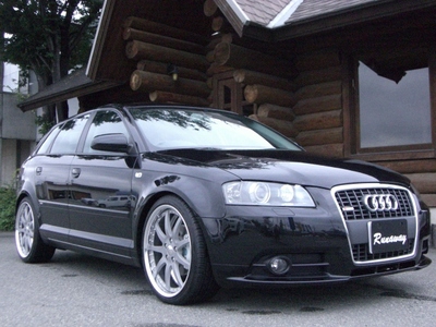 AUDI アウディ　Ａ３