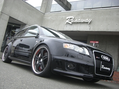 AUDI RS4