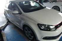 VW POLO GTI POLO-R リアディフューザー、ブーストメーター、デイライトキット取り付け