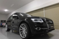 アウディ AUDI SQ5 8R