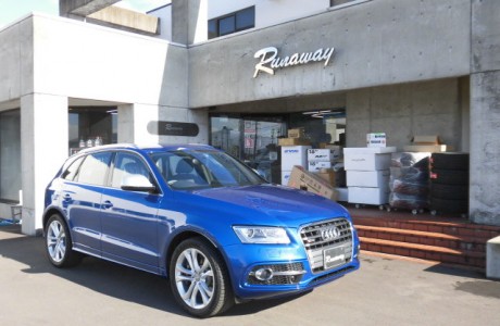 AUDI アウディ SQ5 いろいろ取り付け♪