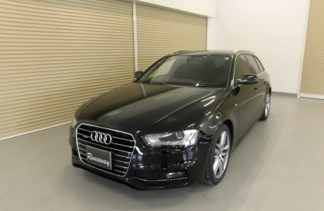 アウディ AUDI A4 B8.5 ドライブセレクト&ウィンカーLED&フォグランプLED&リバースLED装着！！