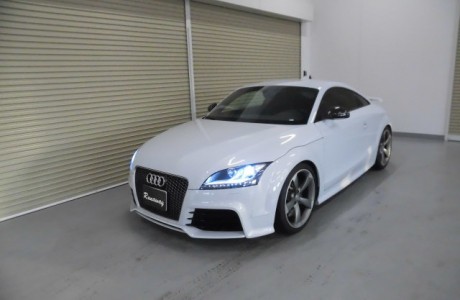 AUDI アウディ TTRS PLUS いろいろ取り付け♪