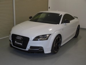 5,29 AUDI TT 8J APR (17)
