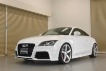 アウディ AUDI TT 8J TTRSフロントバンパー&サイドスカート装着！！