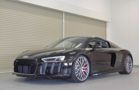 AUDI アウディ NEW R8 V10 4S アウディ R8 4S本国純正ブラックメッシュフロントグリル&ＫＷ コイルオーバースプリングキット装着！！