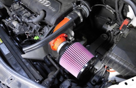 AUDI TT 8J NEUSPEED ニュースピード P-FLO KIT装着！