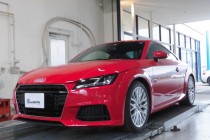 AUDI アウディ TT 8S 純正アームレスト&エンジンスターター&デイライトコーディング♪