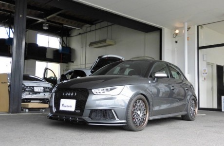 AUDI アウディ S1 スポーツバック INGO NOAK TUNING フロントリップスポイラー&034 MotorSport リアサブフレームマウントインサート装着！！