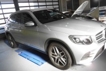 MercedesBenz メルセデスベンツ W253 GLC 250 スポーツ 低ダストブレーキパッド交換！！