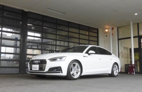 AUDI アウディ A5 B9 スポーツバック KW Ver1取り付け！！