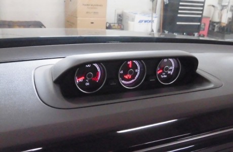 VW THE BEETLE ザ・ビートル R-LINE 純正3連メーター取り付け！！