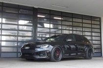 AUDI アウディ RS4 B9/8W AVANT
