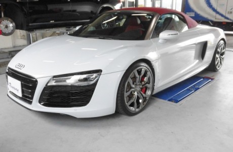 アウディ AUDI R8 V10 Typ42 後期 FABSPEED X-Pipe 可変バルブ付きマフラー 装着！！