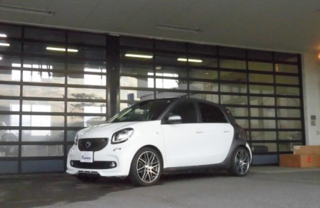 smart スマート フォーフォー BRABUS ブラバス エクスクルーシブ  KW Ver2取り付け！！