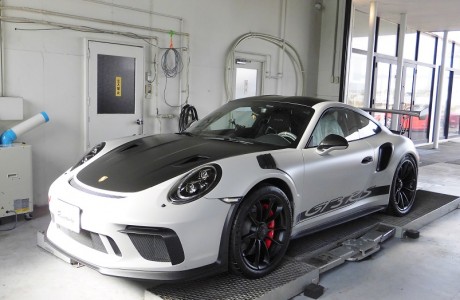 PORSCHE ポルシェ 991.2(911)GT3 RS AKRAPOVIC(アクラポヴィッチ）Slip-On Race Line (Titanium)マフラー装着！！