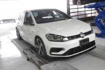 VW ゴルフ7.5-R APR ECUアップグレード＆TCUアップグレードインストール！！