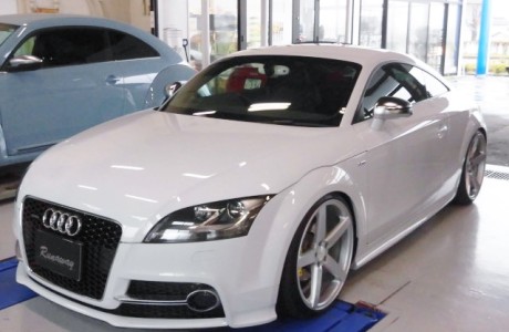 AUDI アウディ TT 8J S-LINE Sルック ドアミラーカバー&VAパフォーマンス(VAP) SRP取り付け！！