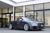 AUDI アウディ TTRS 8S ロードスター