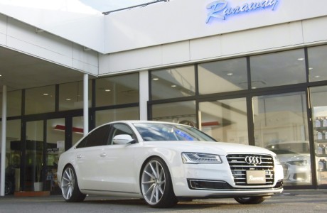 AUDI アウディ A8 4H 4.0TFSI VOSSEN（ヴォッセ）CVT 22インチ取り付け！！