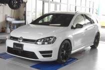 VW GOLF-R MK7 ゴルフ７－Ｒ VARIANT リチウムイオンバッテリー MEGA･LiFe Battery（メガライフバッテリー）取り付け！！
