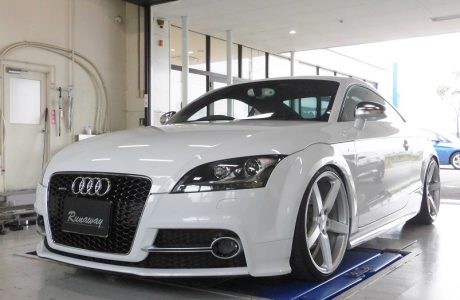 AUDI アウディ TT 8J 2.0TFSI QUATTRO APR製 ダウンパイプ取り付け！！