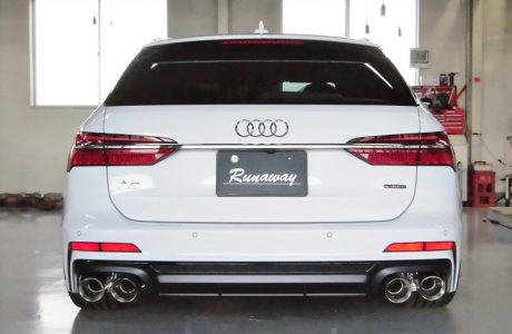 AUDI アウディ A6 C8(4K) 55TFSI S-LINE AVANT ARMYTRIX アーミートリックス エギゾーストバルブ付きマフラー＆S6 C8(4K)純正リアディフューザー取り付け！！