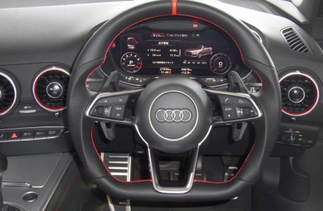 AUDI アウディ TT 8S/FV ウルス スタイル ステアリング パドルシフト＆RSTステアリング取り付け！