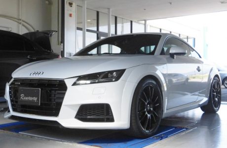 アウディ AUDI TT 8S/FV 2,0TFSI QUATTRO TTS純正フロントブレーキキット取り付け！