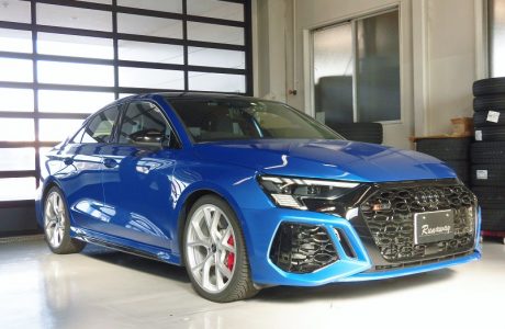 アウディ、他にもセッティング可能 Audi アウディ A4 B9 8W セダン アバント フロント リップ