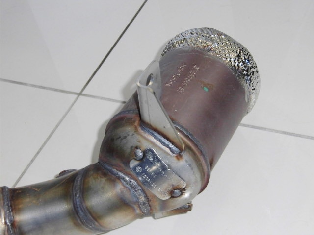 VW GOLF7.5-R ゴルフ7.5-R HJSダウンパイプ取り付け＆APR ステージ2