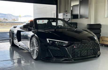 AUDI アウディ R8 4S V10 後期スパイダー ARMYTRIX アーミトリックス エキゾーストバルブ付きマフラー＆OPF(GPF)ストレートパイプ＆バランスイット MCB(モーションコントロールビーム）取り付け！！