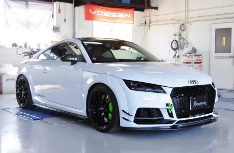 AUDI アウディ TTS 8S クーペ　Brembo ブレンボ 6pot×Rddビックブレーキキット取り付け！！