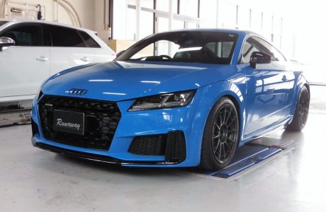 AUDI アウディ TT 8S 45TFSI 後期クーペ Runawayオリジナルレーシングテールパイプ付きREMUSマフラー＆ハルデックスオイル交換！！